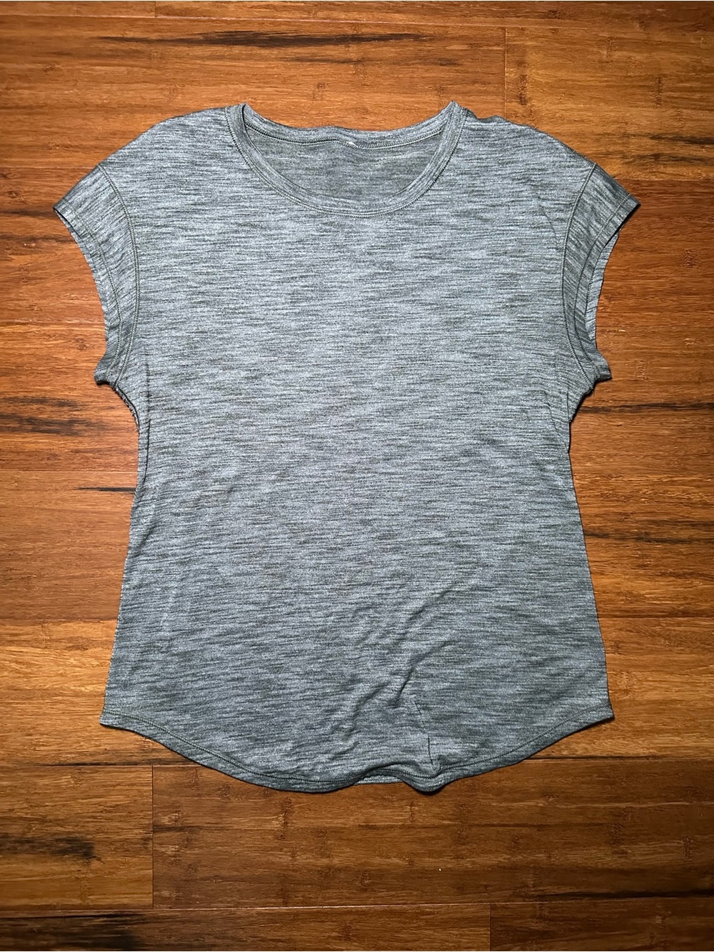 lululemon athletica Heather Gray Short Sleeve Performance Tee